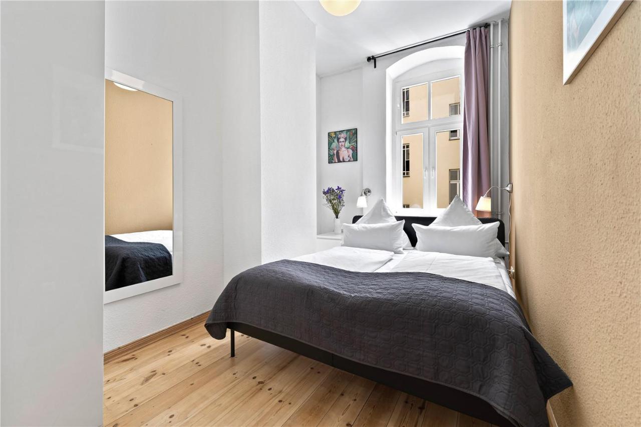 Holiday 33 Apartments Efg Schoenhauser Allee Mit Balkon Berlim Exterior foto
