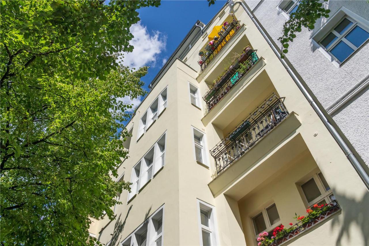 Holiday 33 Apartments Efg Schoenhauser Allee Mit Balkon Berlim Exterior foto